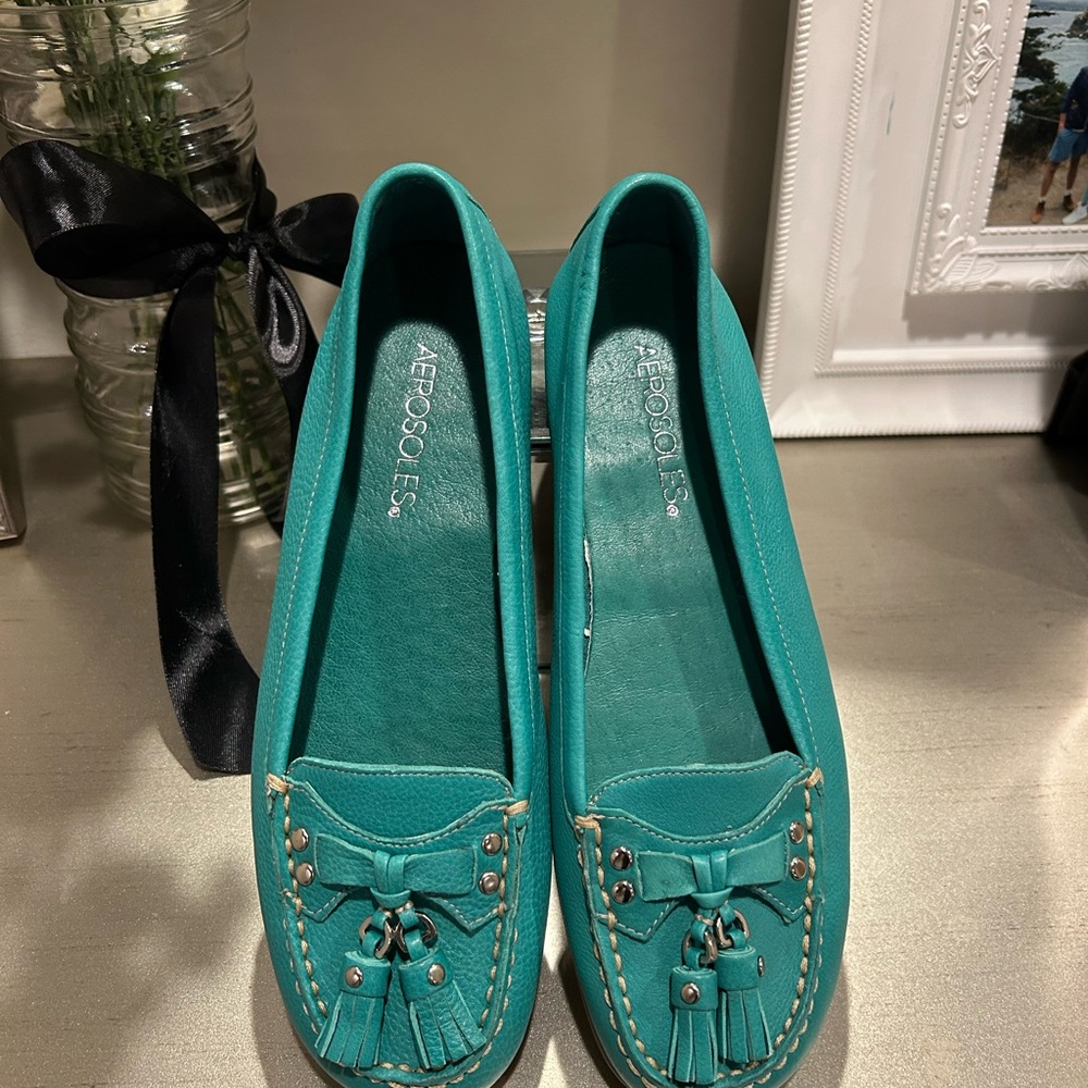 AEROSOLES Teal Tassel Loafers